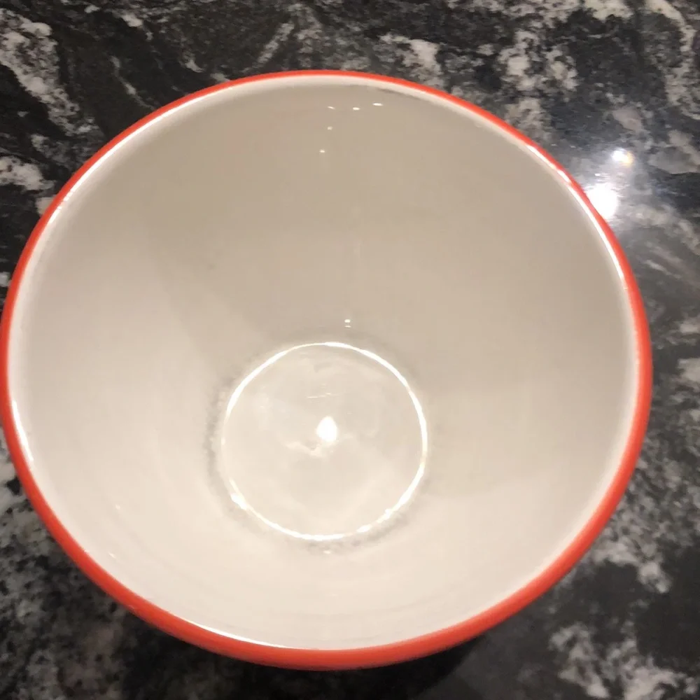 Gorgeous crate & Barrel vintage mixing bowl